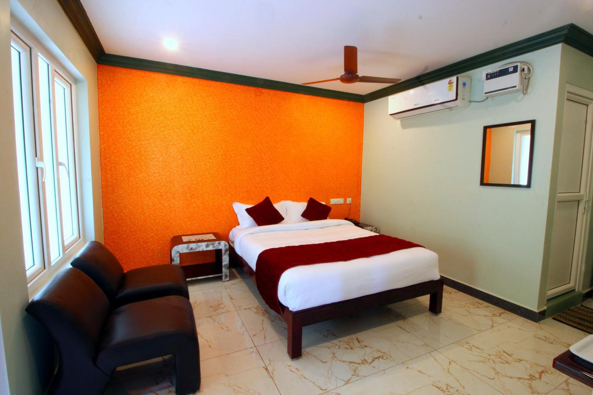 Serenity Sands Beach Resort بونديتْشيري المظهر الخارجي الصورة