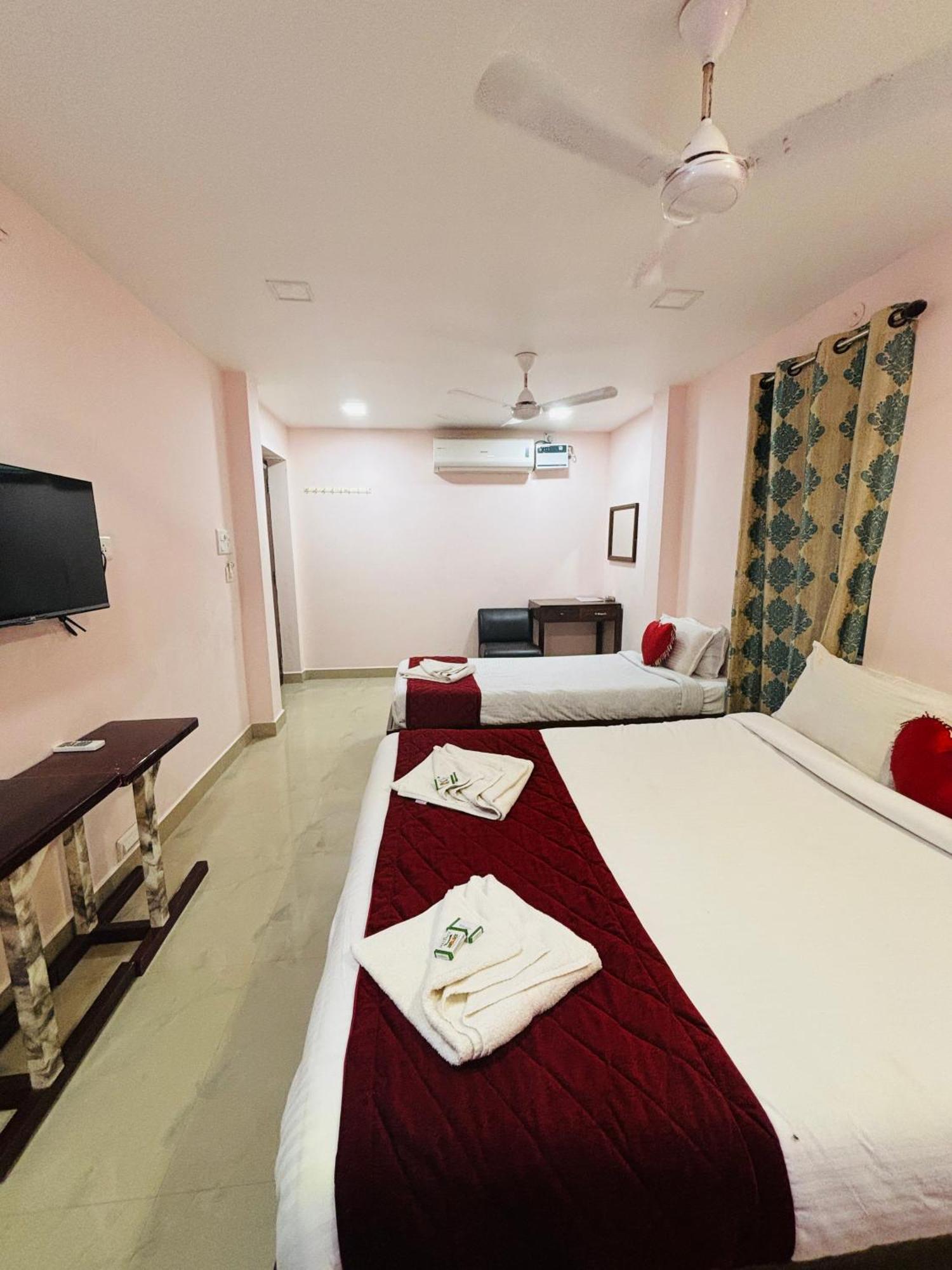 Serenity Sands Beach Resort بونديتْشيري المظهر الخارجي الصورة